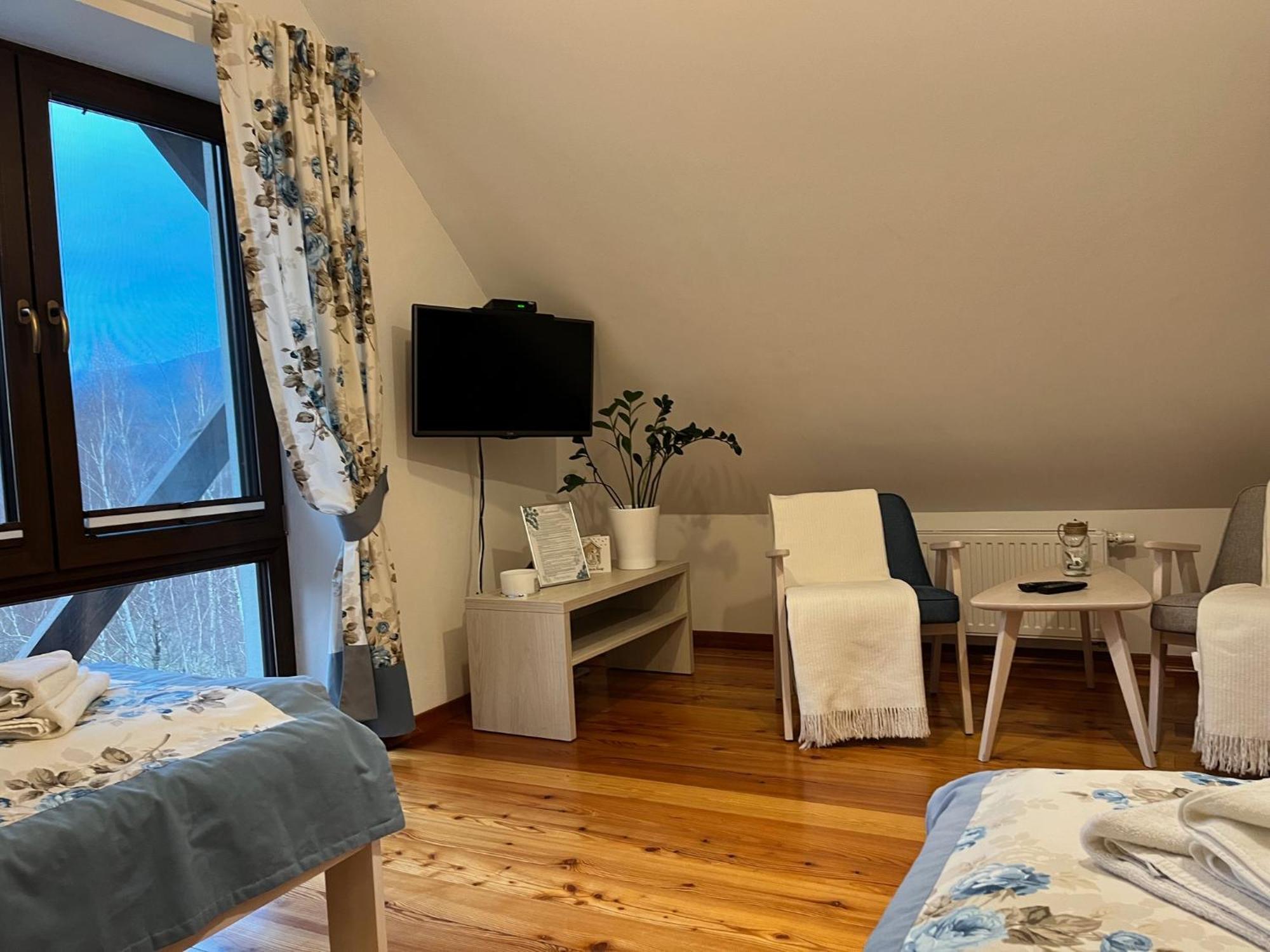 Apartamety I Pokoje Goscinne Na Jaskolczej Swieradow-Zdroj Luaran gambar