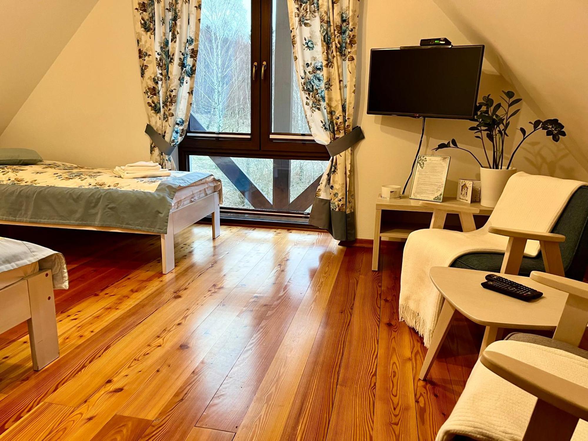 Apartamety I Pokoje Goscinne Na Jaskolczej Swieradow-Zdroj Luaran gambar